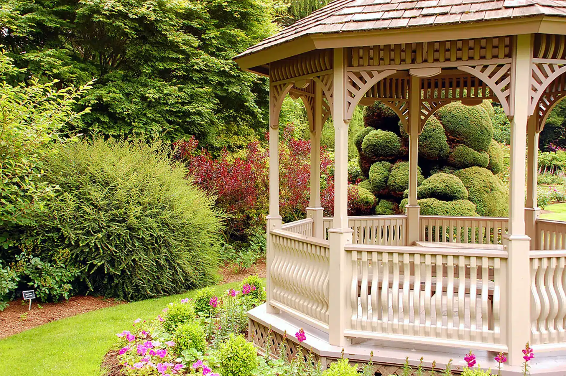 Gazebo installation in Charlotte, NC