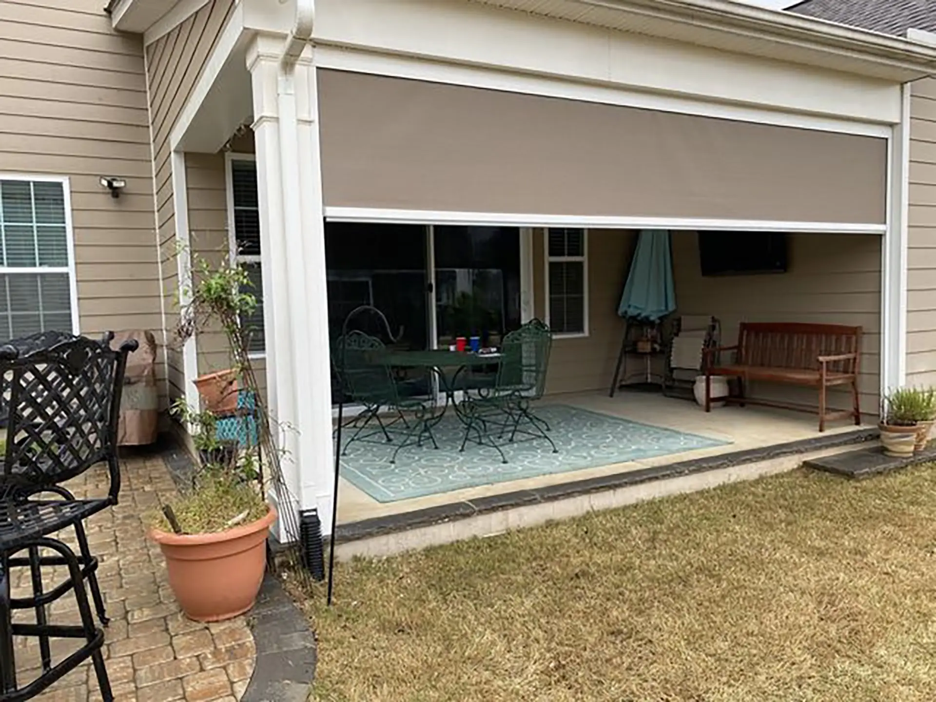 Screen room installation at a Cornelius, NC home